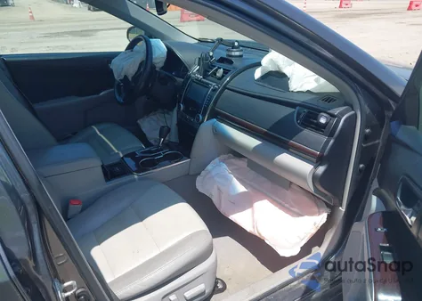 2013 Toyota Camry Xle z USA, uszkodzony, nr VIN 4T4BF1FK7DR320731